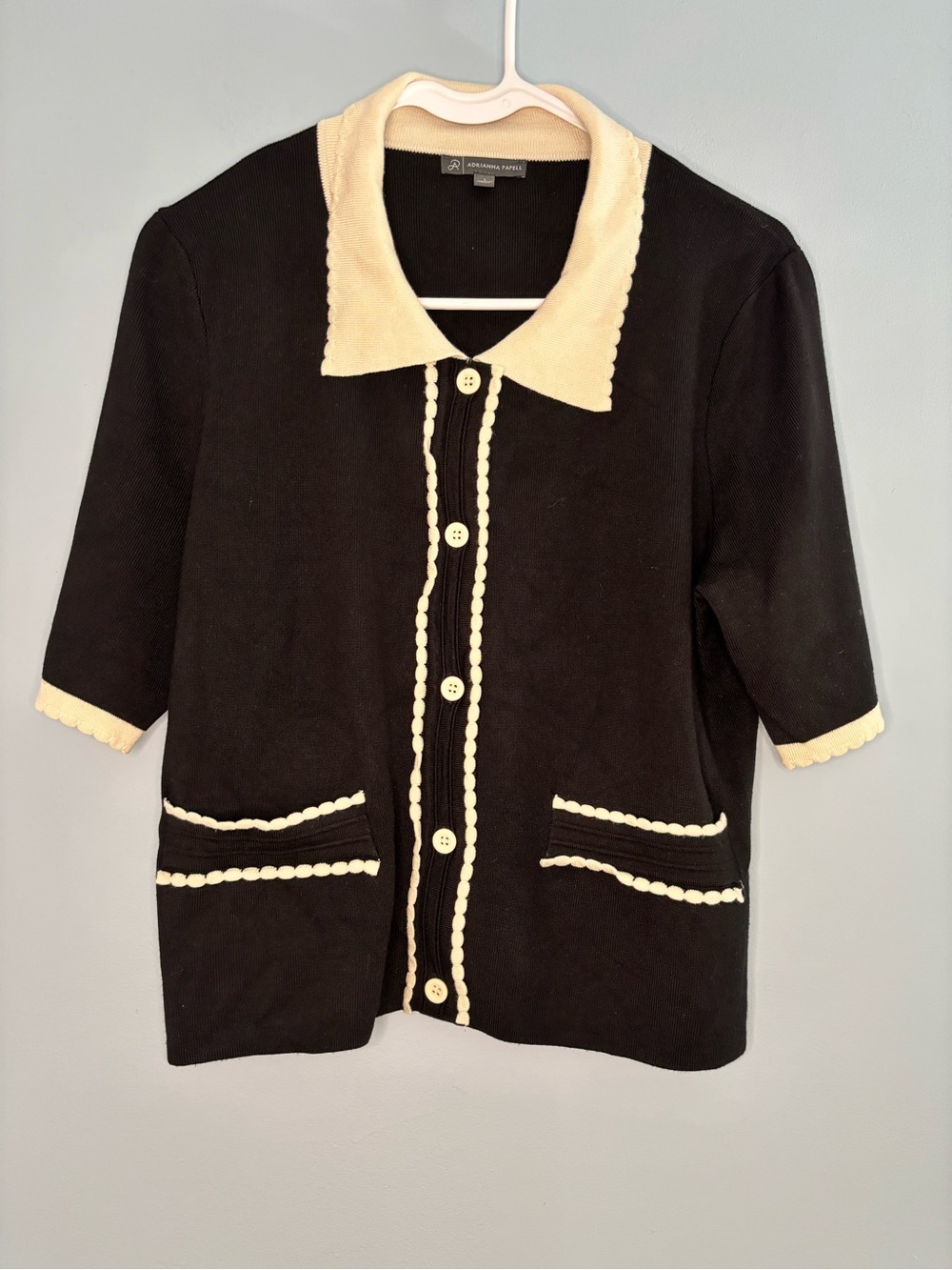 Adrianna Papell Beige Black Collared Knit Cardigan Button Front Scalloped Large